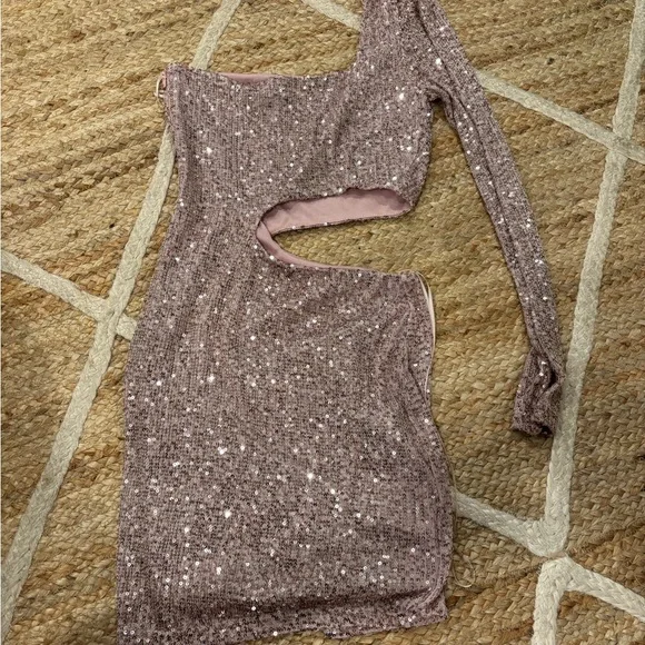 Windsor Dresses | Windsor One-Shoulder Sequin Dress In Sparkling Mauve | Color: Pink | Size: Xs | Ellaryan581's Closet